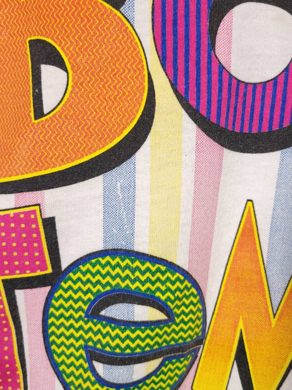 Vintage Graphic Tee - Picture 3 of 10